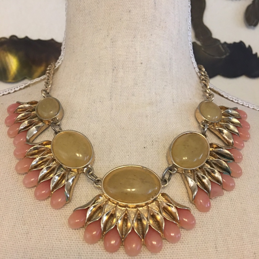 Vintage cabochon stone statement necklace